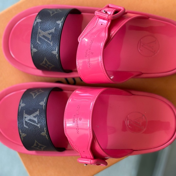 Sunbath Monogram Flat Mules - Picture 6 of 6